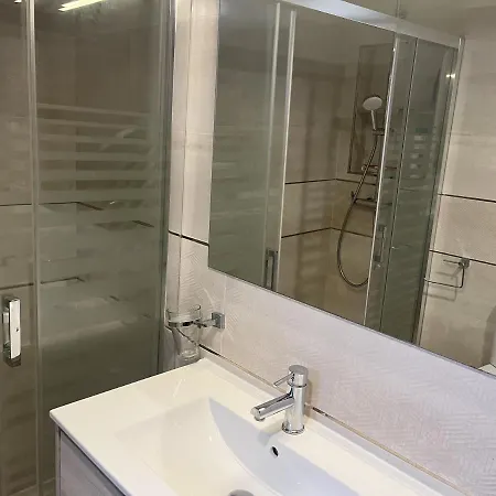 Benalroma 2 Bedroom Top Floor With Nice Terrace And Sea View Benalmadena